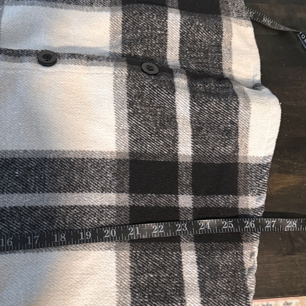 1Clique Black White Gray Button Down Plaid Shacket Size 2X - Picture 4 of 6